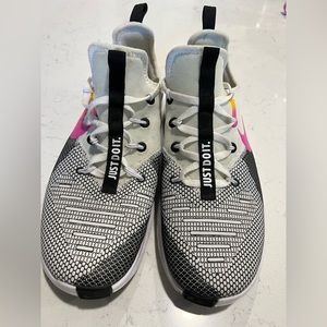 Nike Women’s Free TR 8